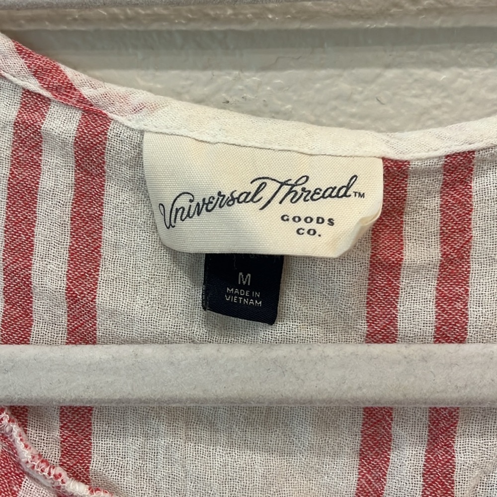Universal Thread M linen tank. Ruffle bib, tie - Picture 2 of 4